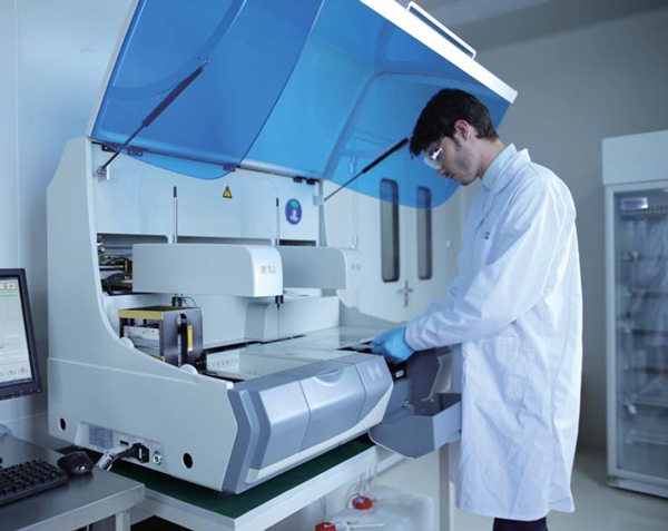 CLC_Snibe_Maglumi_2000_Immunoassay_Research_Analyzer-2